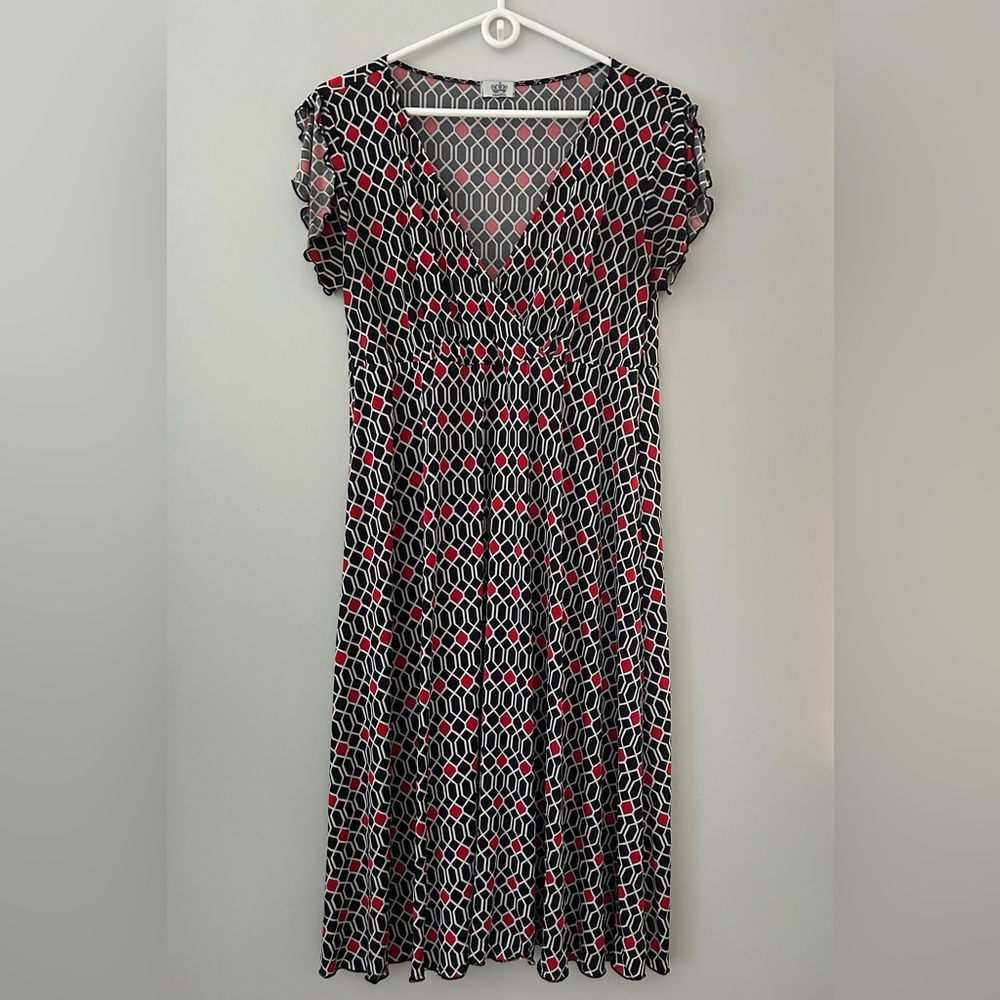 Monarchy geometric-patterned dress